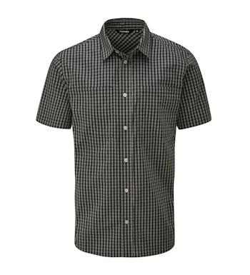 Versatile, short-sleeved summer shirt.