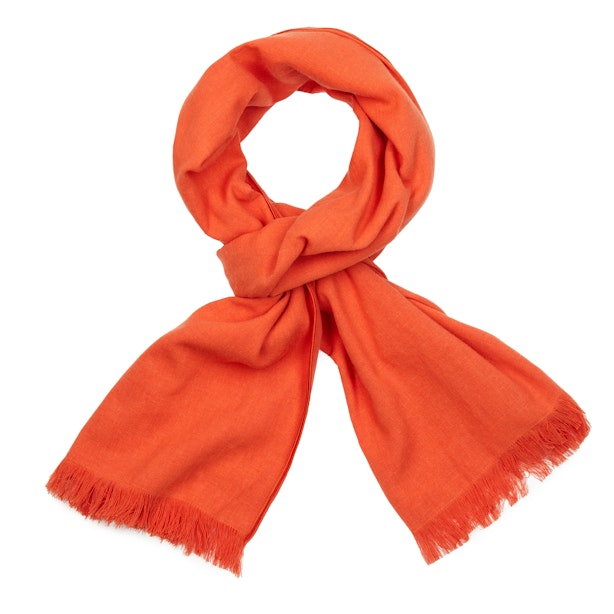 Brisa Linen Scarf - A lightweight and versatile linen scarf